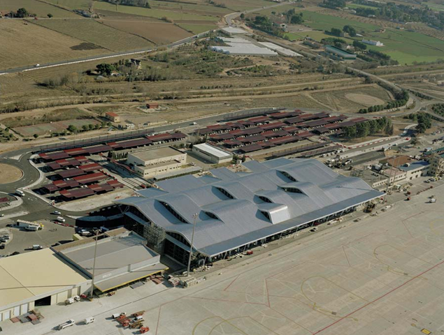 Aparcar gratis aeropuerto de Zaragoza - Forum Aircraft, Airports and Airlines